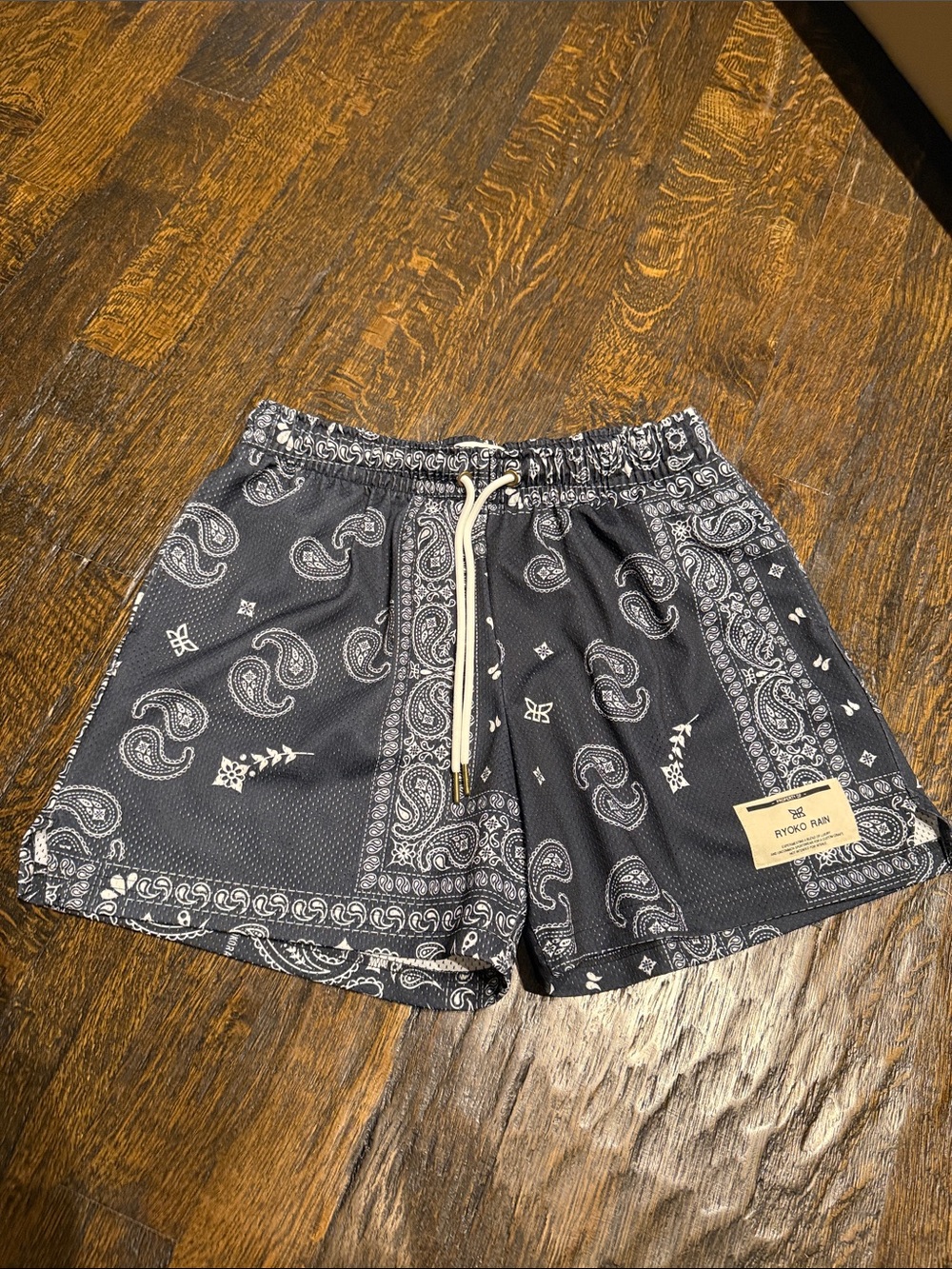 HYDRO RAIN Men’s Black Bandana Swim Trunks